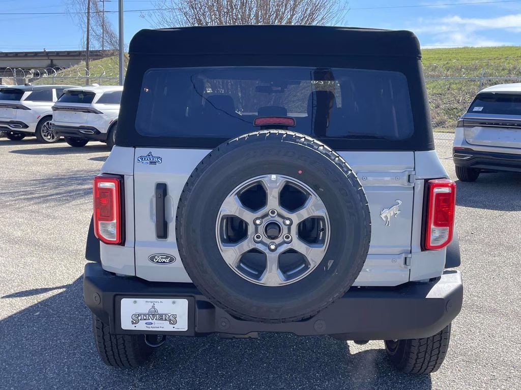 2026 Avalanche Gray Ford Bronco Big Bend 4X4 SUV