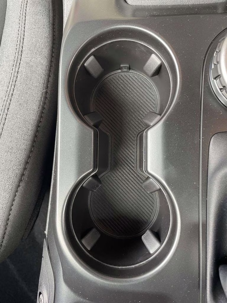 2026 Avalanche Gray Ford Bronco Base 4X4 SUV