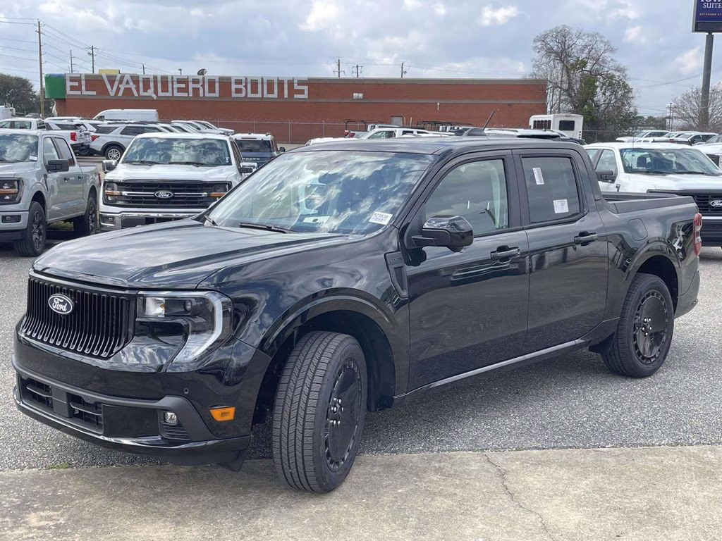 2026 Shadow Black Ford Maverick Lobo High AWD Truck
