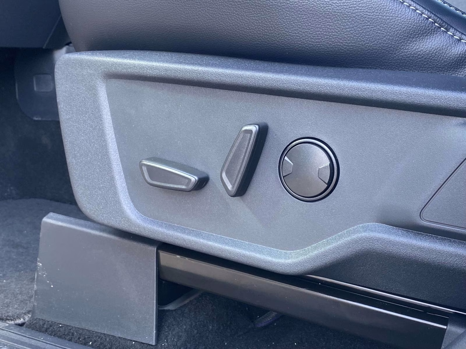 2026 Beige Ford Bronco Outer Banks 4X4 SUV