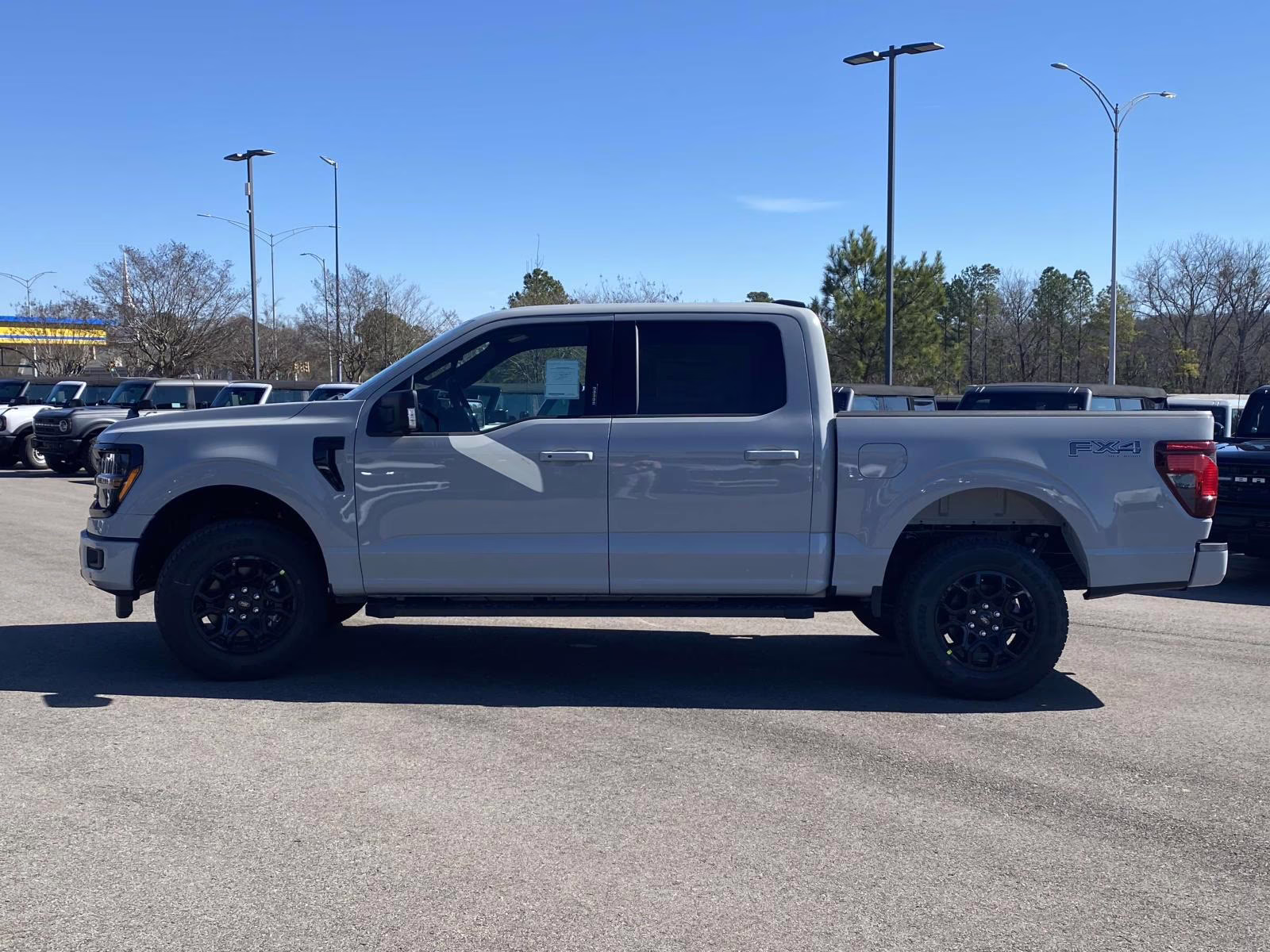 2026 Avalanche Ford F-150 XLT 4X4 Truck
