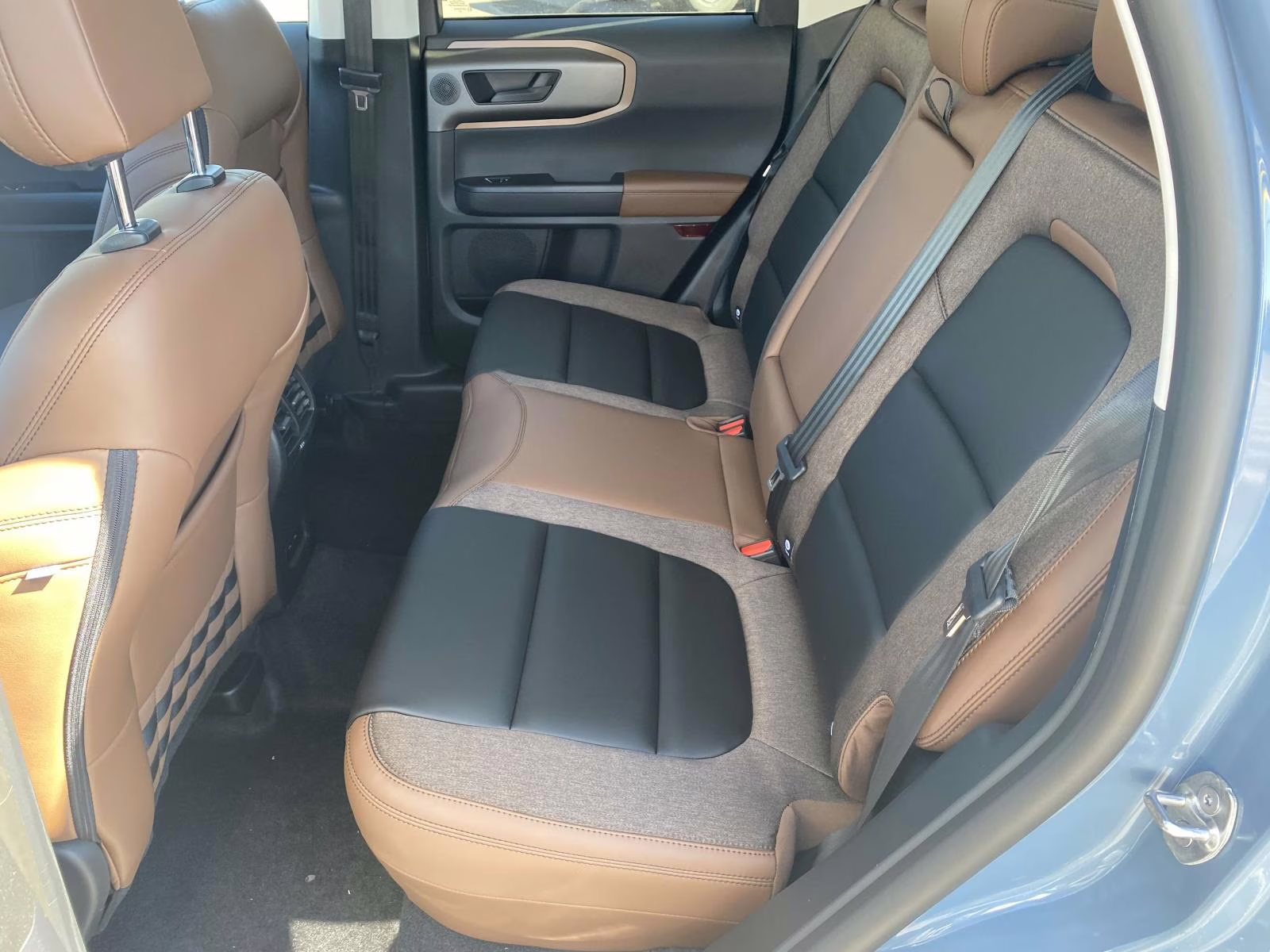 2026 Azure Gray Metallic Ford Bronco Sport Outer Banks 4X4 SUV