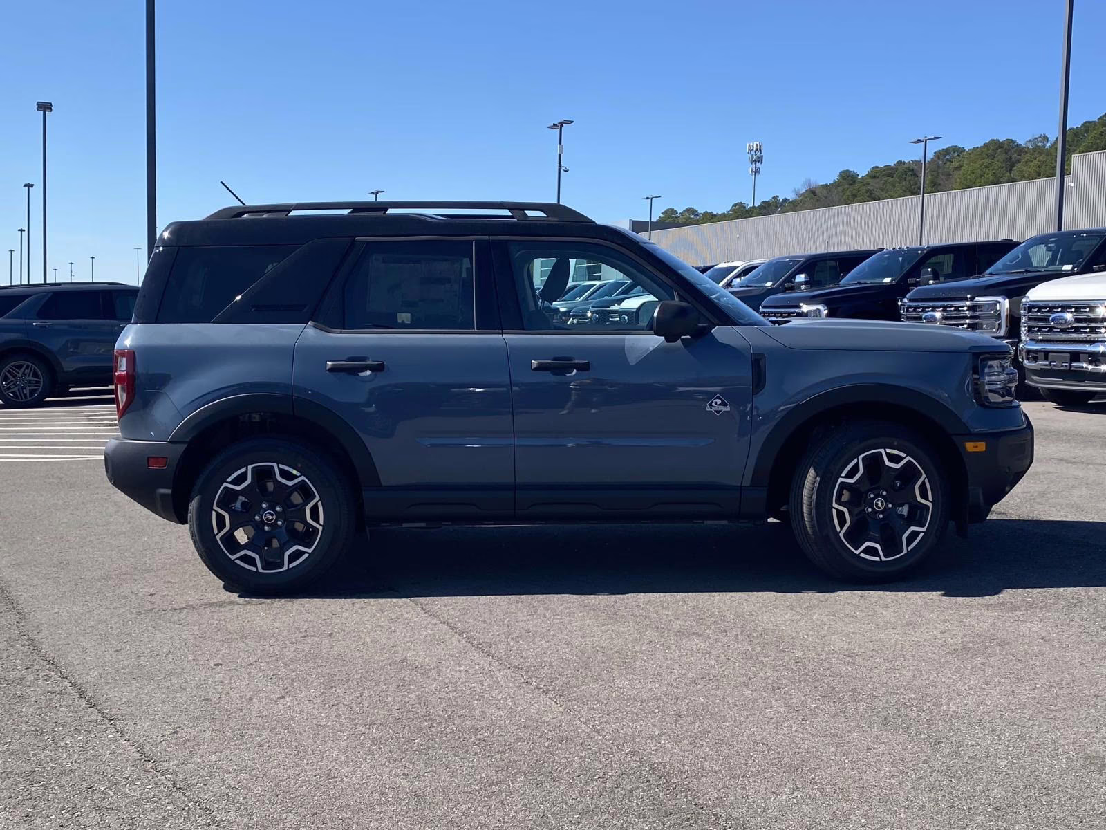 2026 Azure Gray Metallic Ford Bronco Sport Outer Banks 4X4 SUV