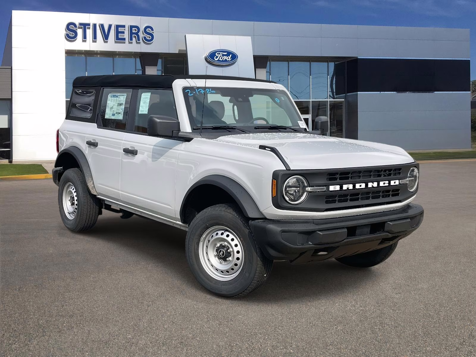 2026 Avalanche Gray Ford Bronco Base 4X4 SUV