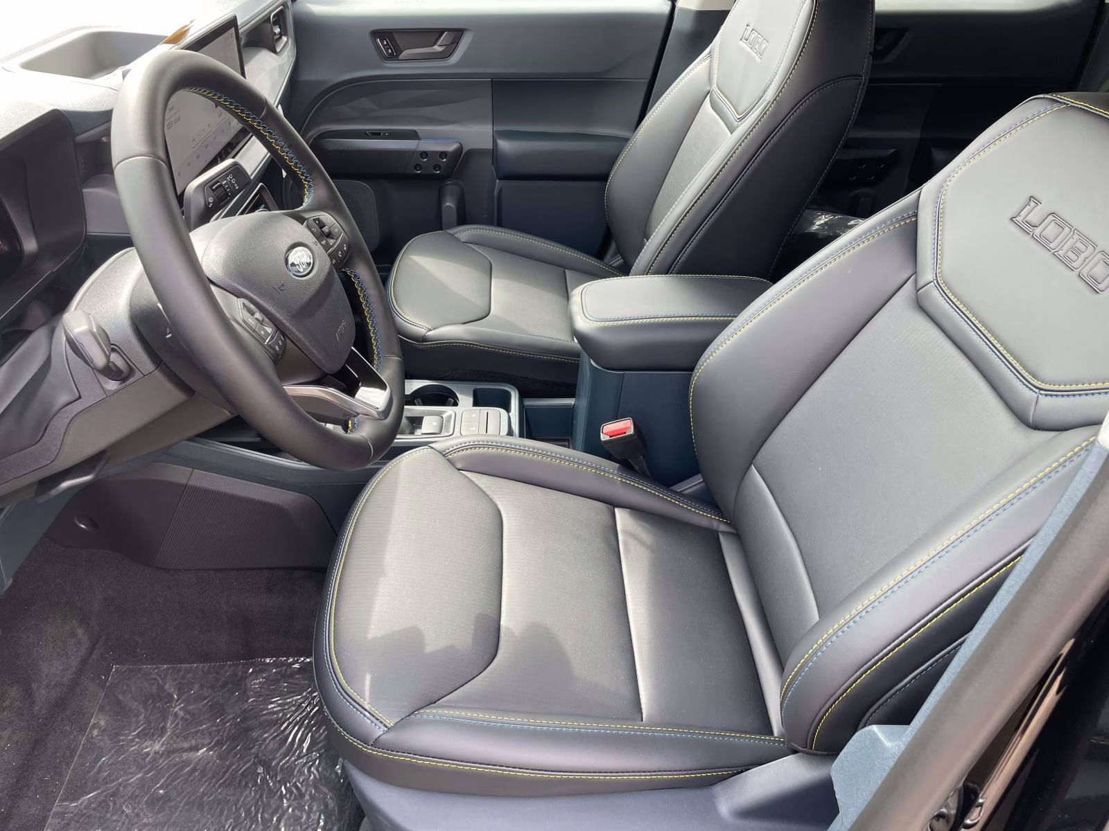 2026 Shadow Black Ford Maverick Lobo High AWD Truck