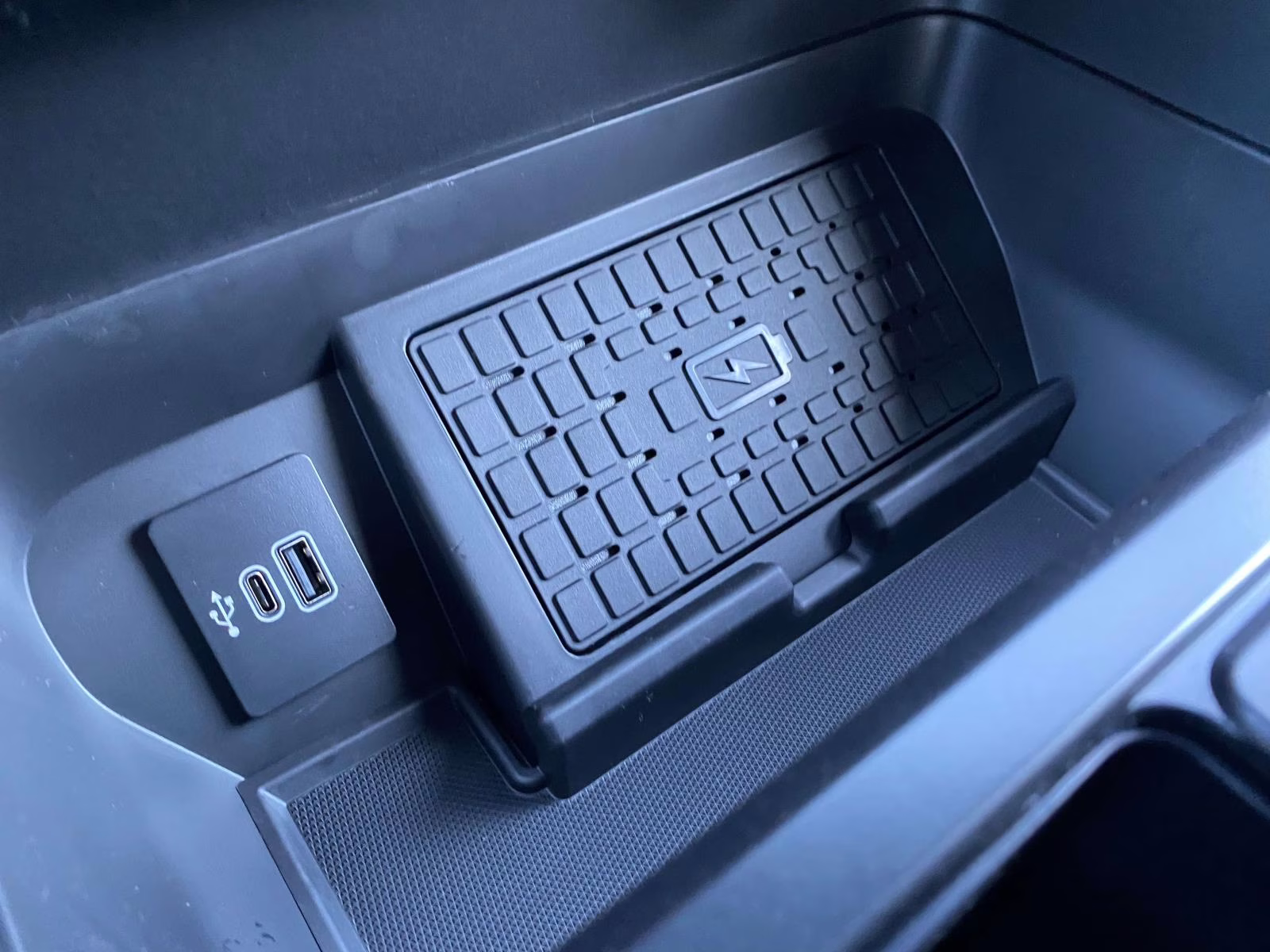 2026 Avalanche Ford F-150 XLT 4X4 Truck