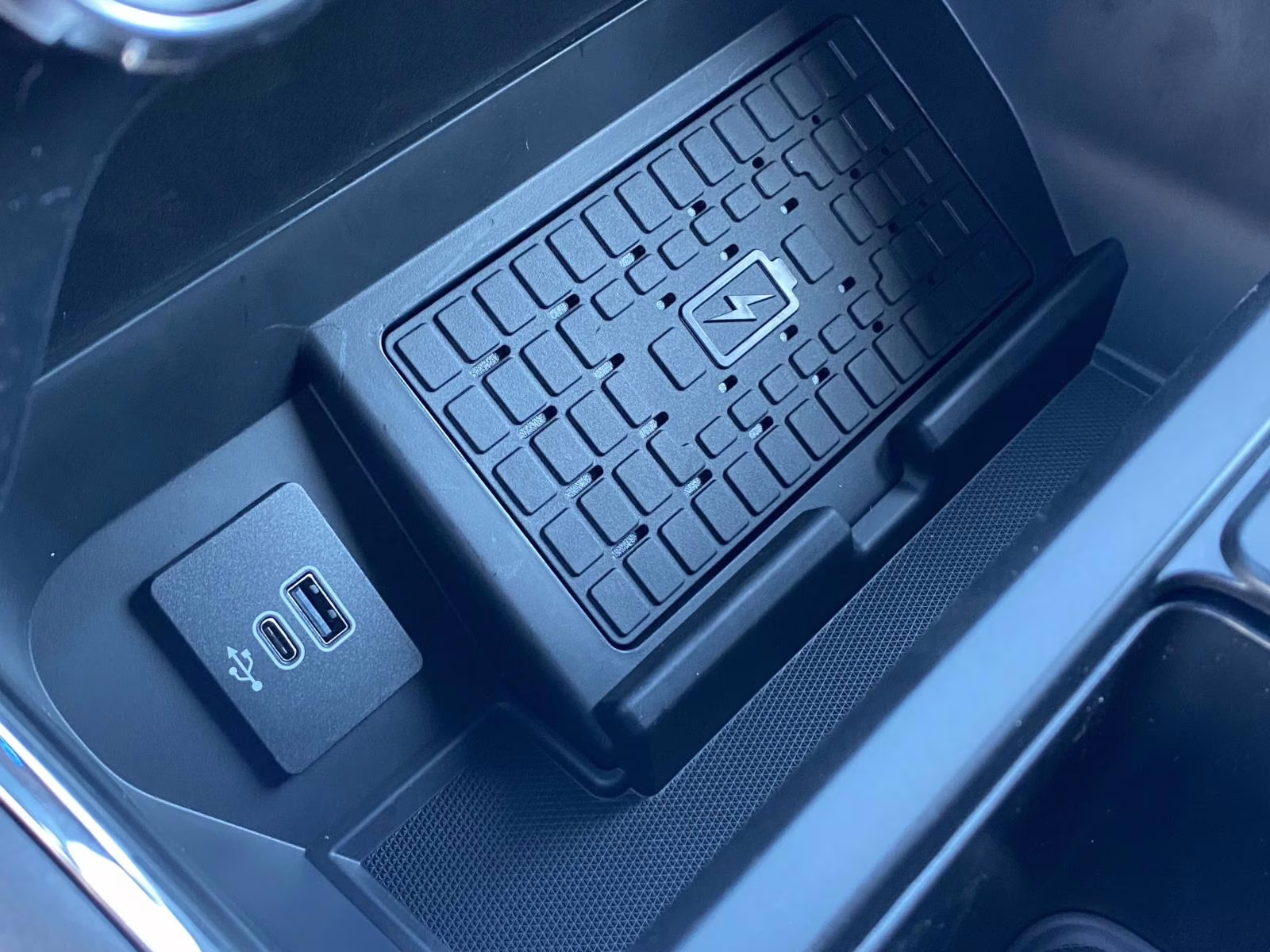 2026 Avalanche Ford F-150 XLT 4X4 Truck