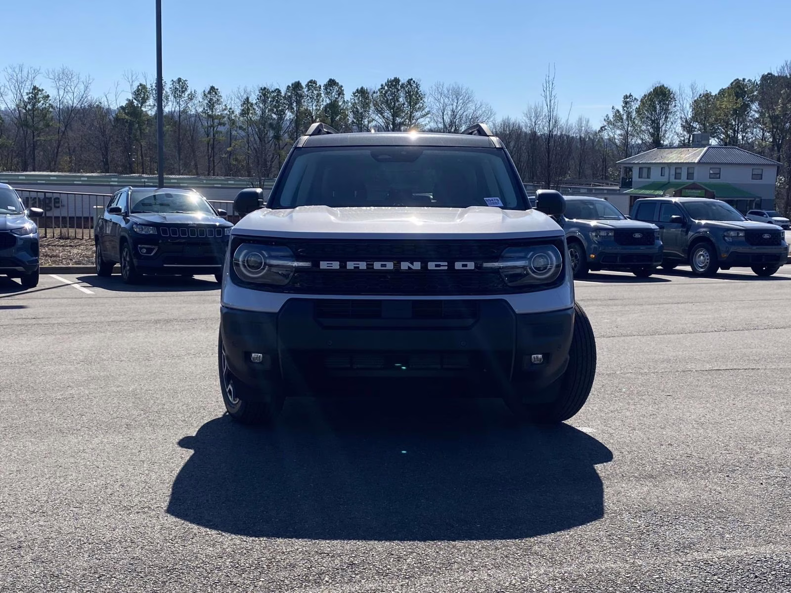 2026 White Metallic Ford Bronco Sport Outer Banks 4X4 SUV