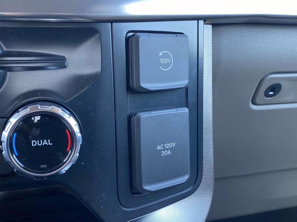 2026 Black Metallic Ford F-150 Platinum 4X4 Truck