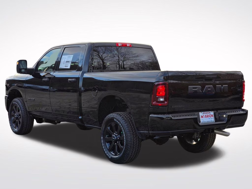 2026 Diamond Black Crystal Pearlcoat Ram 2500 Big Horn 4X4 Truck