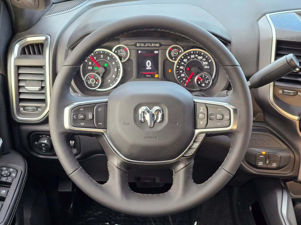 2026 Diamond Black Crystal Pearlcoat Ram 2500 Big Horn 4X4 Truck