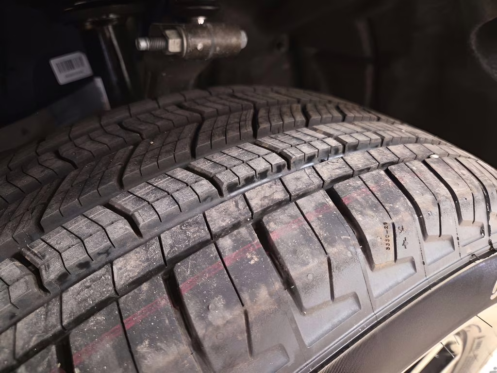 2026 Baltic Gray Metallic Clearcoat Jeep Grand Cherokee Laredo 4X4 SUV