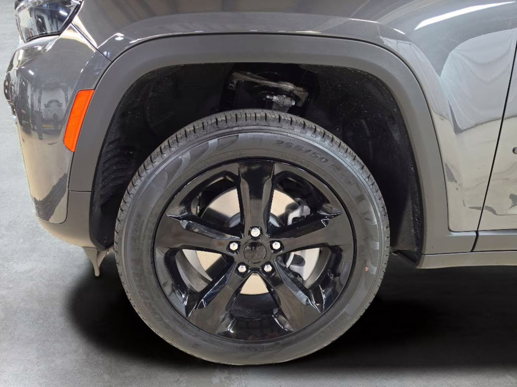 2026 Baltic Gray Metallic Clearcoat Jeep Grand Cherokee L Limited 4X4 SUV