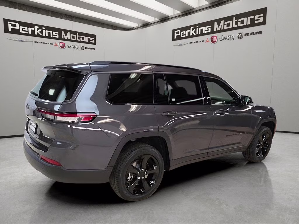 2026 Baltic Gray Metallic Clearcoat Jeep Grand Cherokee L Limited 4X4 SUV