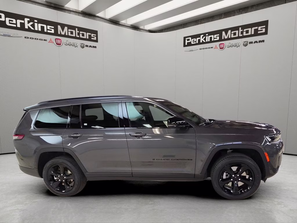 2026 Baltic Gray Metallic Clearcoat Jeep Grand Cherokee L Limited 4X4 SUV