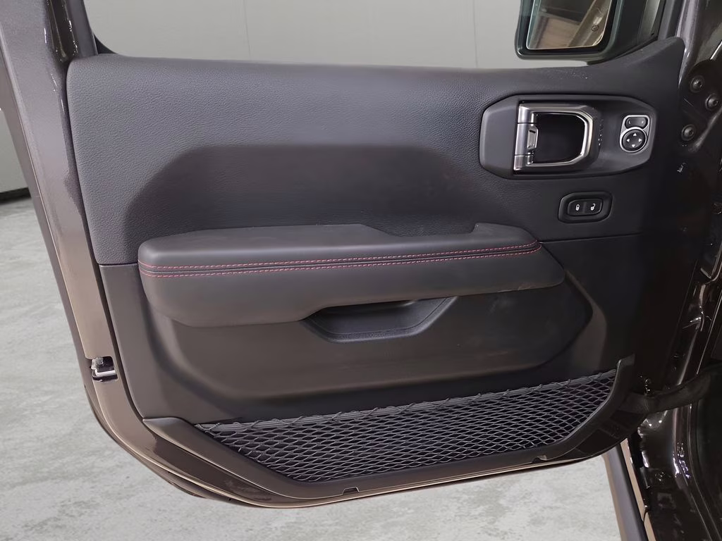 2026 Granite Crystal Metallic Clearcoat Jeep Wrangler Moab 392 4X4 SUV