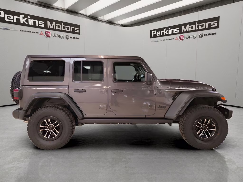 2026 Granite Crystal Metallic Clearcoat Jeep Wrangler Moab 392 4X4 SUV