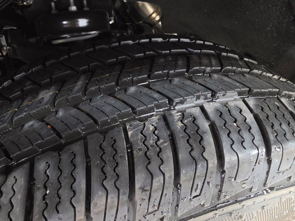 2026 Bright White Clearcoat Jeep Grand Wagoneer Grand Wagoneer 4X4 SUV