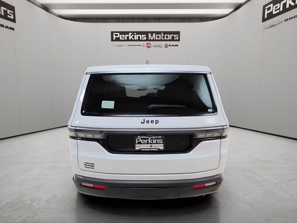 2026 Bright White Clearcoat Jeep Grand Wagoneer Grand Wagoneer 4X4 SUV