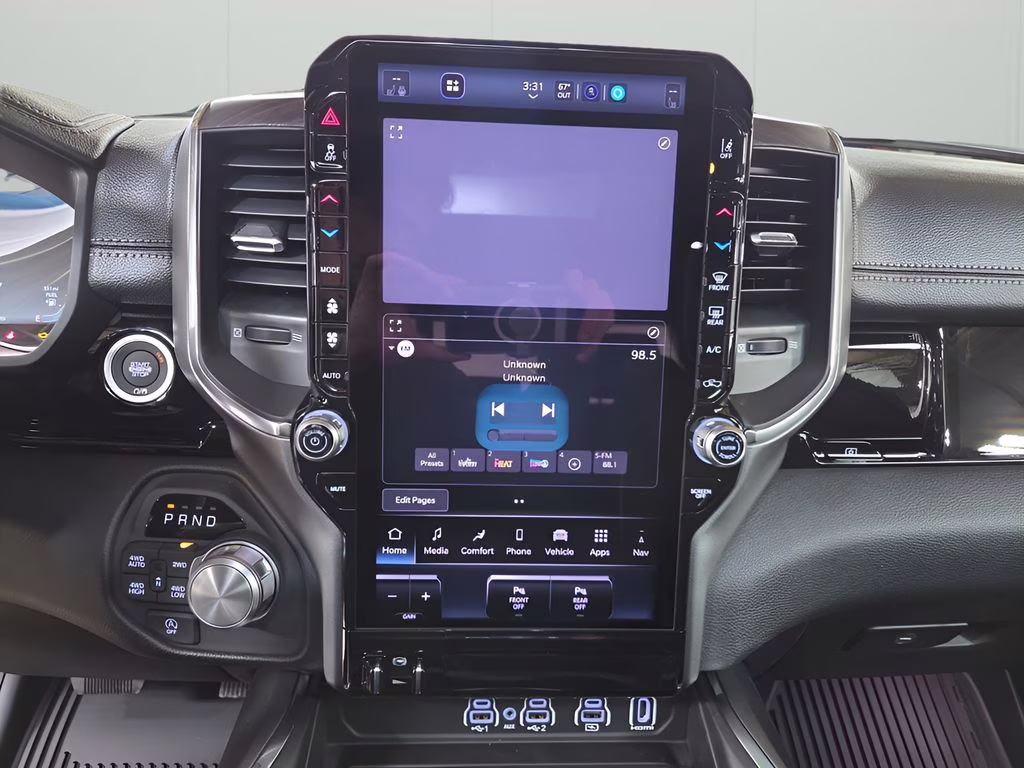 2026 Diamond Black Crystal Pearlcoat Ram 1500 Laramie 4X4 Truck