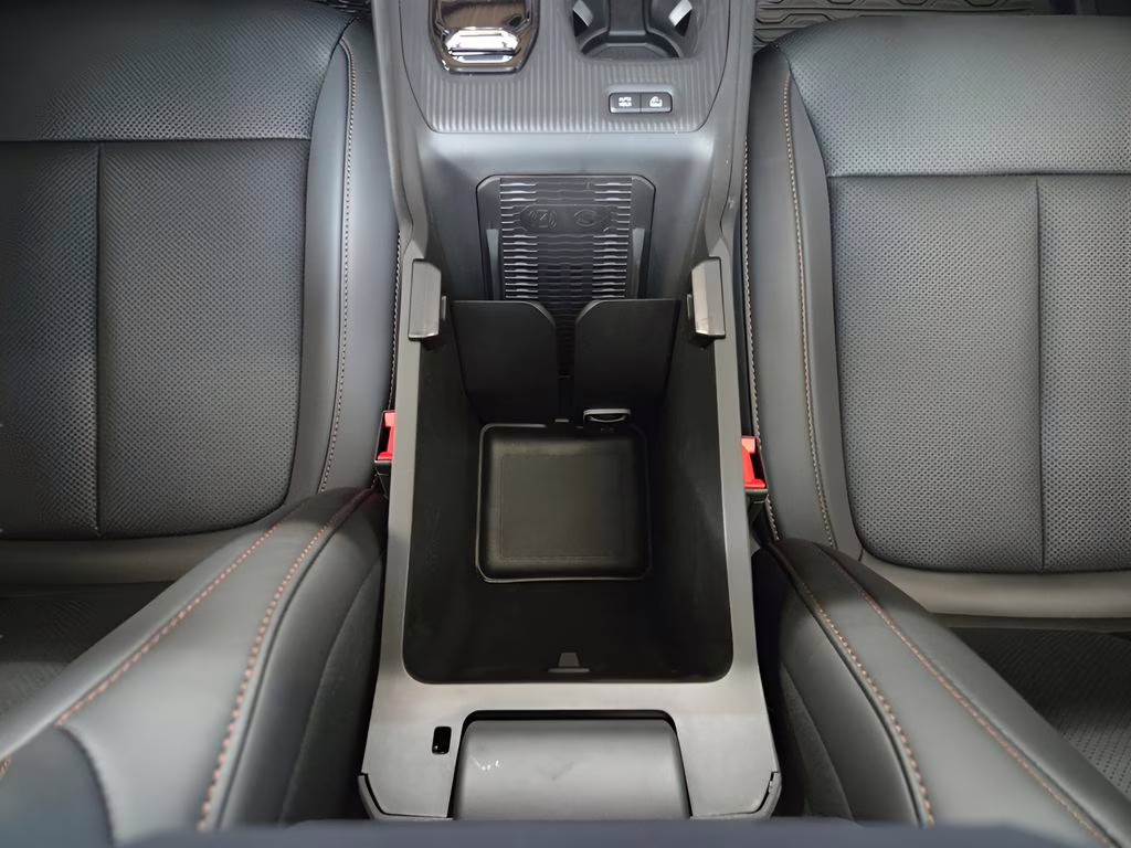 2026 Bright White Clearcoat Jeep Cherokee Limited 4X4 SUV