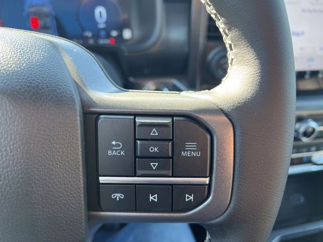 2026 Avalanche Ford F-150 Lariat 4X4 Truck