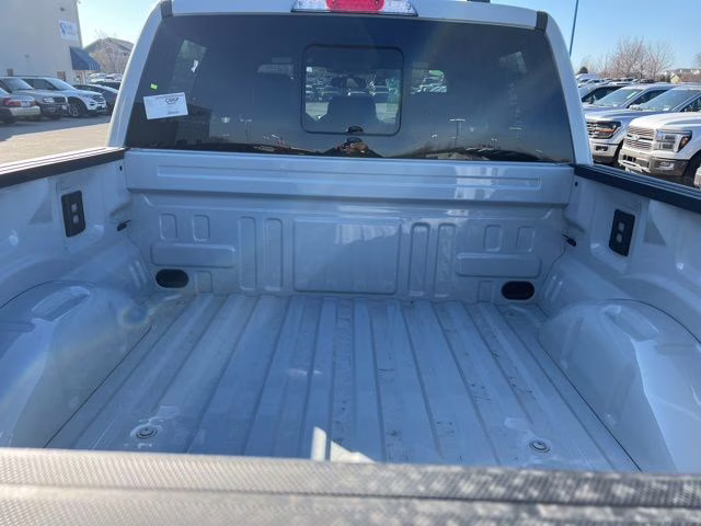 2026 Avalanche Ford F-150 Lariat 4X4 Truck