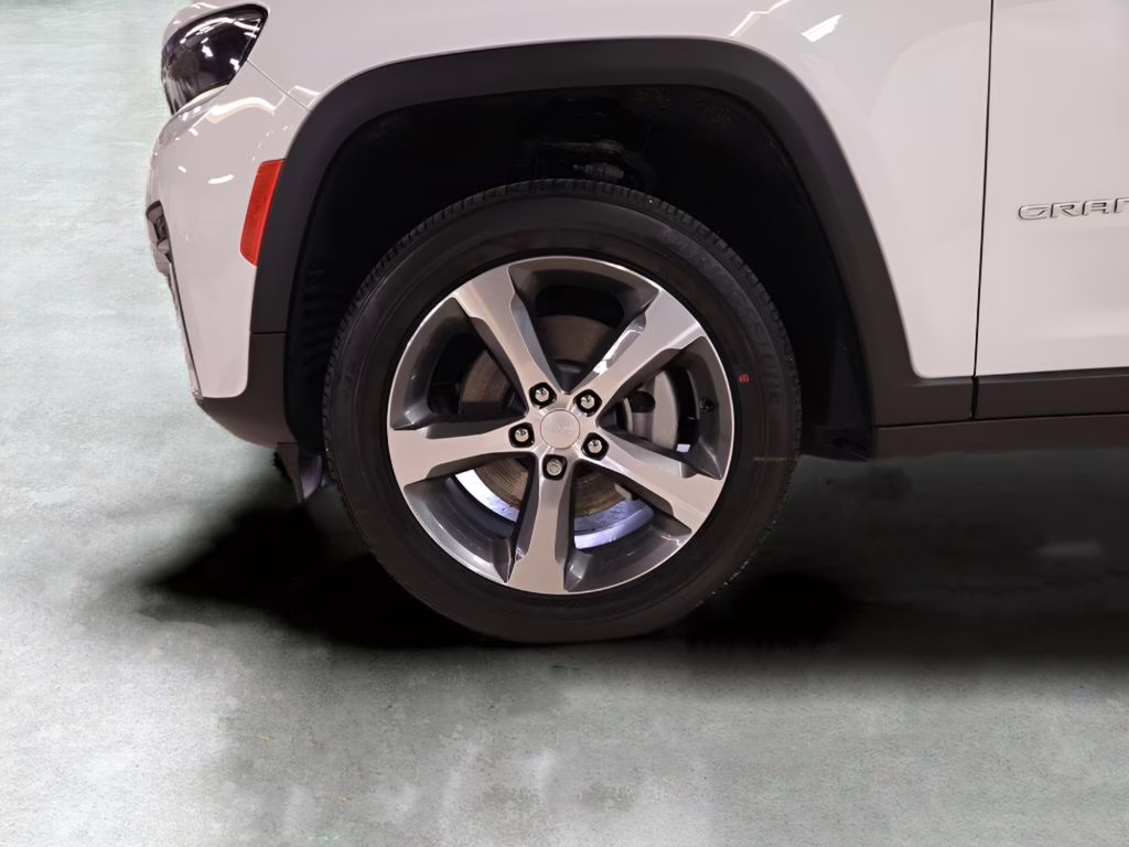 2026 Bright White Clearcoat Jeep Grand Cherokee L Limited 4X4 SUV