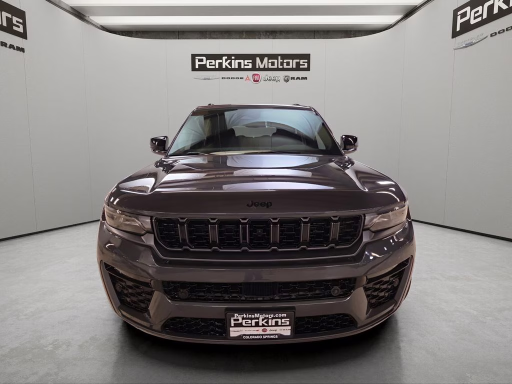 2026 Baltic Gray Metallic Clearcoat Jeep Grand Cherokee L Limited 4X4 SUV