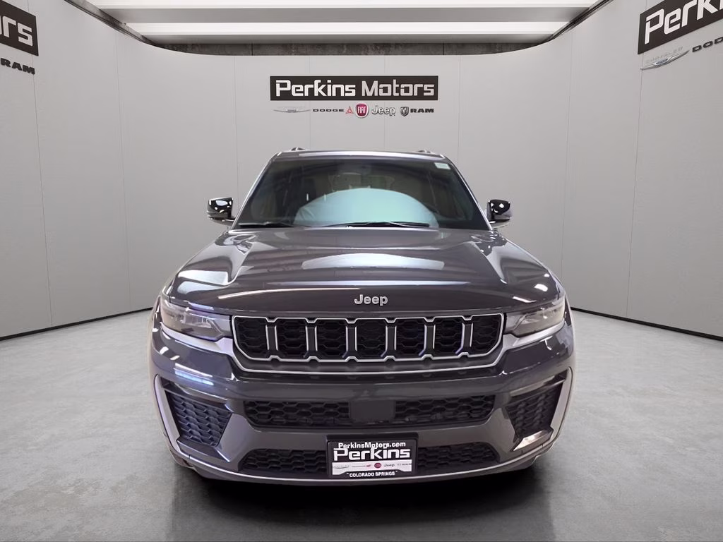2026 Baltic Gray Metallic Clearcoat Jeep Grand Cherokee L Limited 4X4 SUV
