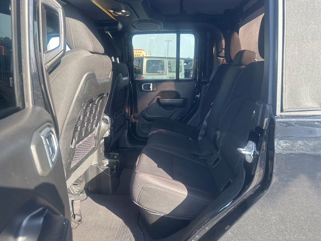 2022 Black Clearcoat Jeep Gladiator Rubicon 4X4 Truck