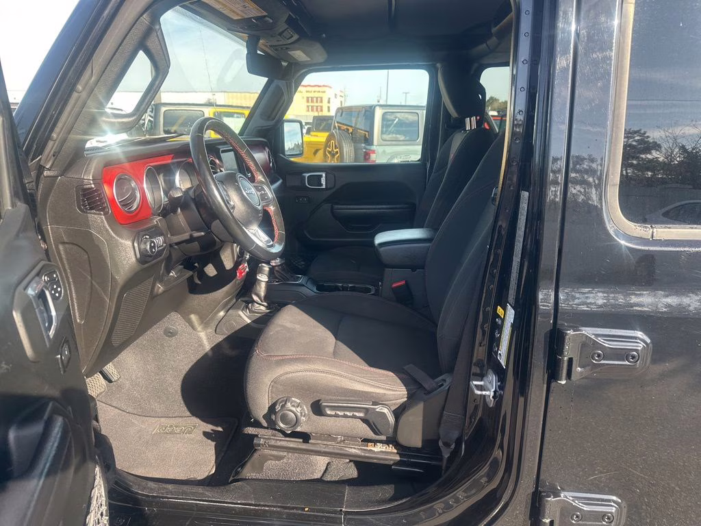 2022 Black Clearcoat Jeep Gladiator Rubicon 4X4 Truck