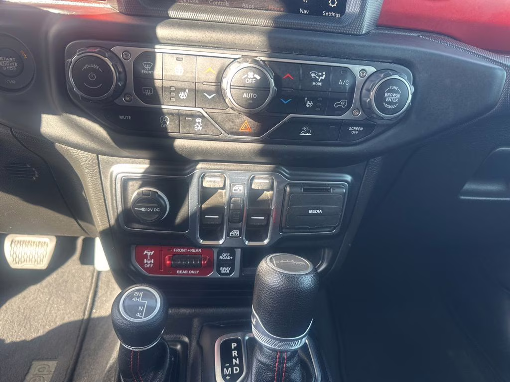 2022 Black Clearcoat Jeep Gladiator Rubicon 4X4 Truck