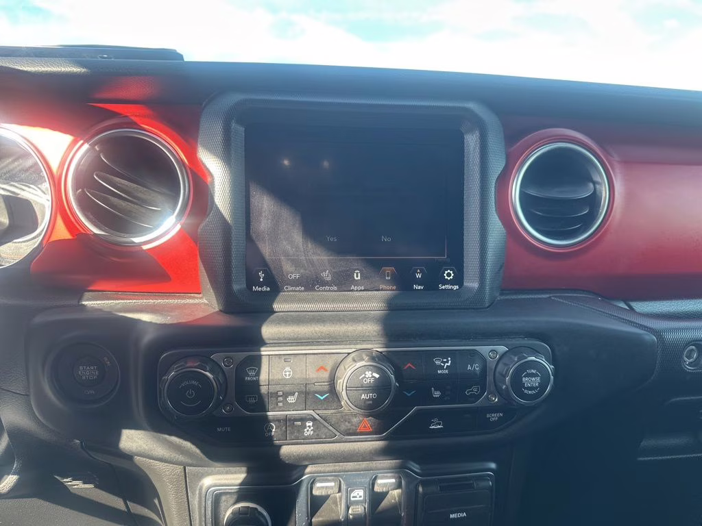 2022 Black Clearcoat Jeep Gladiator Rubicon 4X4 Truck