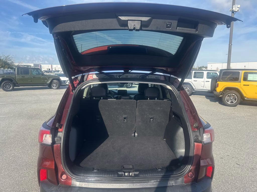 2021 Maroon Ford Escape SEL AWD SUV