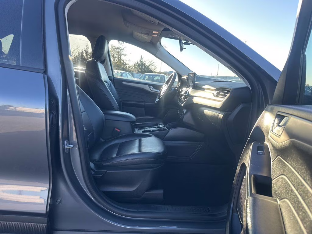 2022 Gray Ford Escape SEL AWD SUV