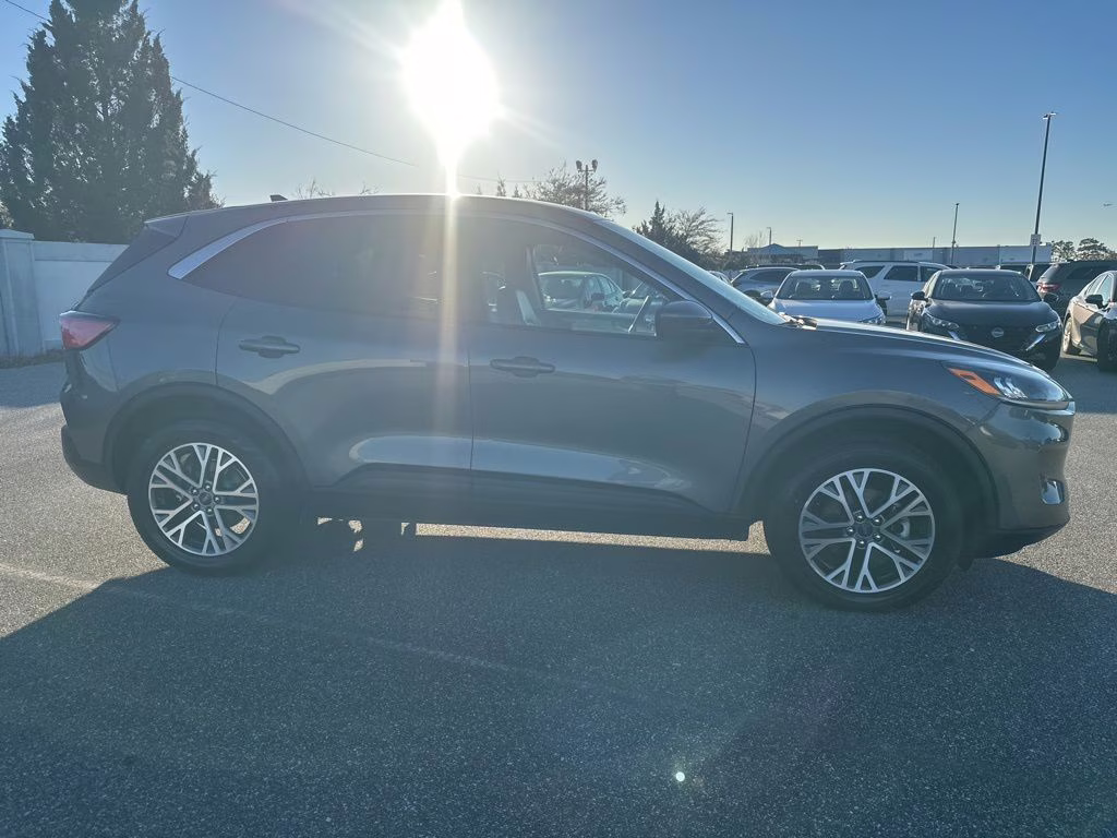 2022 Gray Ford Escape SEL AWD SUV