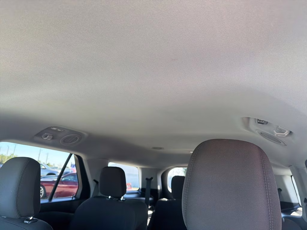 2021 Black Ford Explorer XLT 4X4 SUV