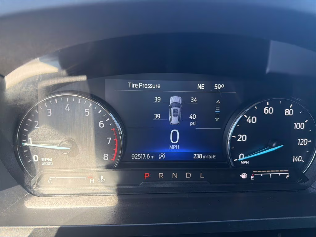 2021 Black Ford Explorer XLT 4X4 SUV