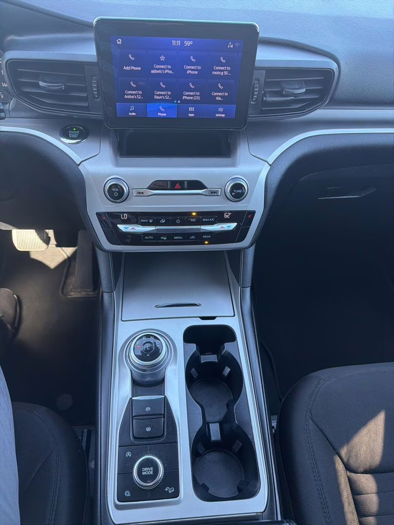 2021 Black Ford Explorer XLT 4X4 SUV