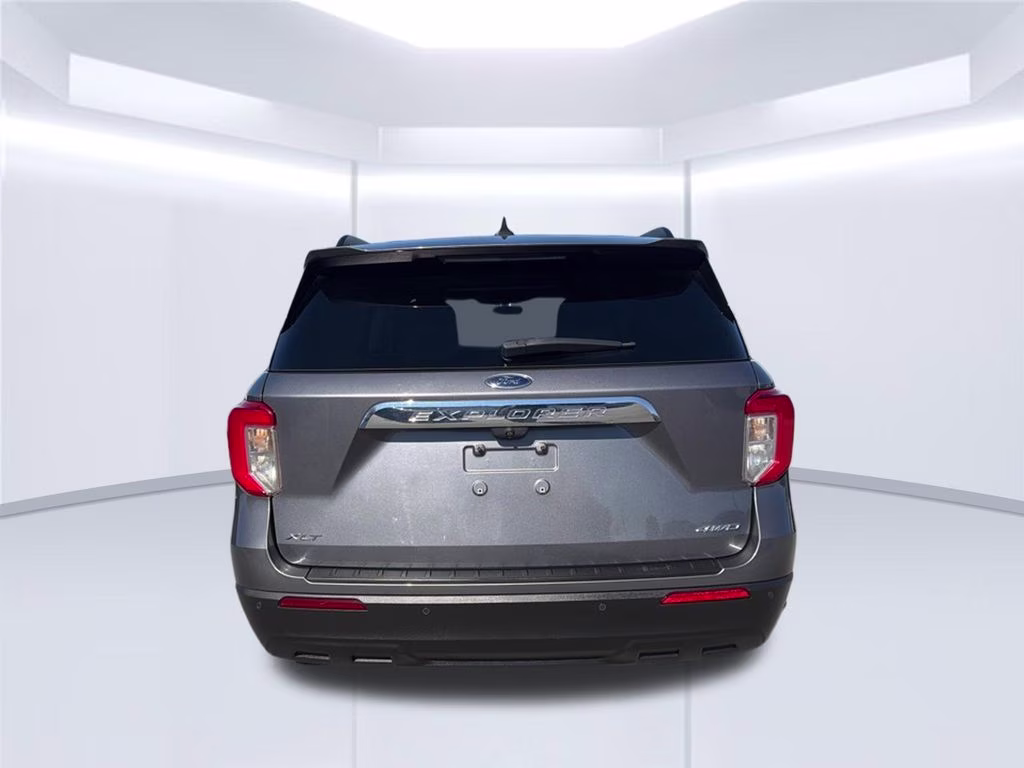 2021 Carbonized Gray Metallic Ford Explorer XLT 4X4 SUV