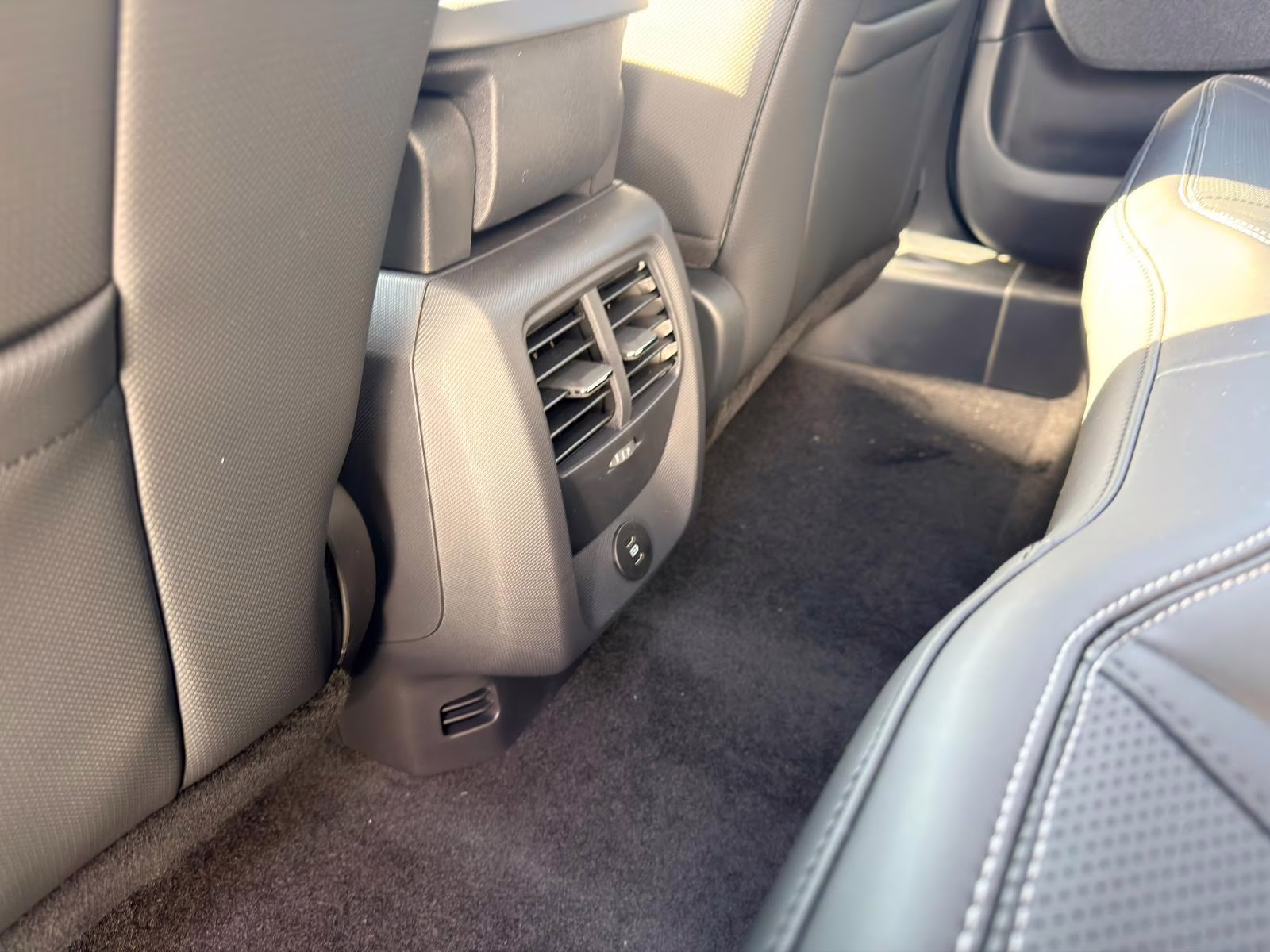 2025 Glacier Gray Metallic Tri-Coat Ford Mustang Mach-E Premium AWD SUV