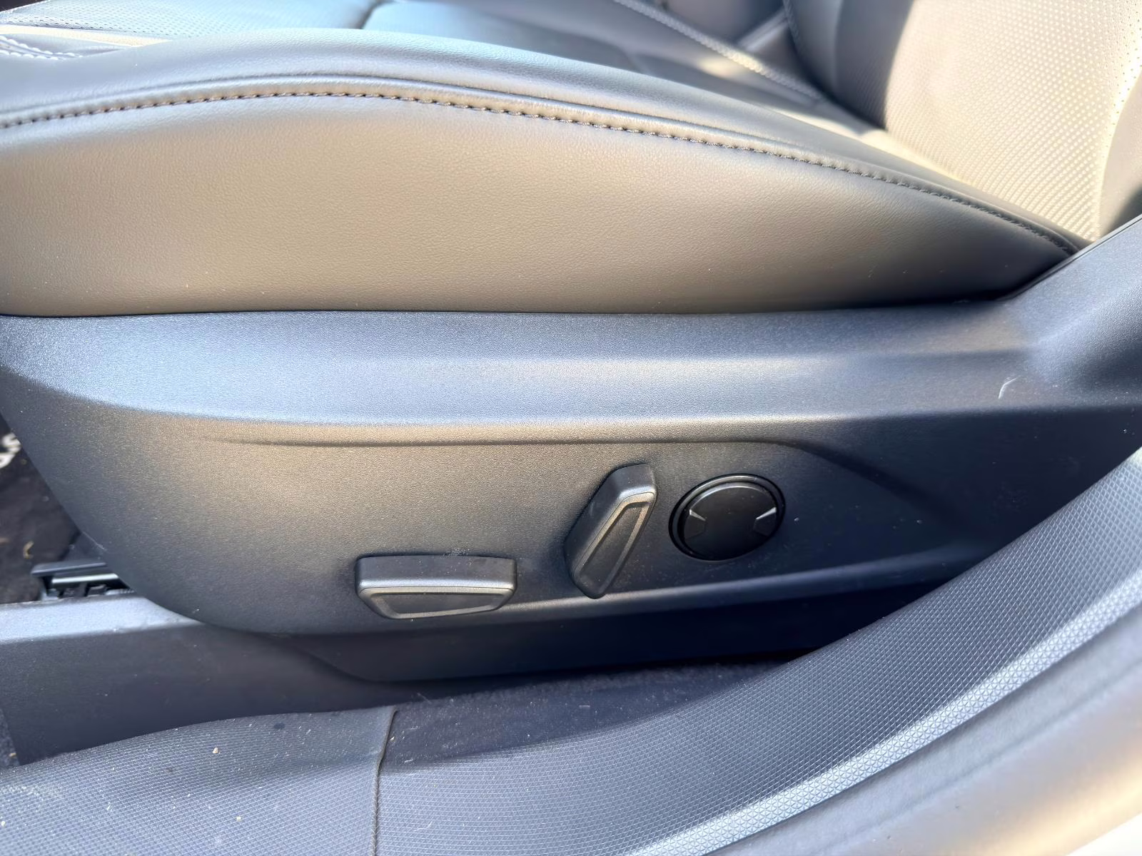 2025 Glacier Gray Metallic Tri-Coat Ford Mustang Mach-E Premium AWD SUV