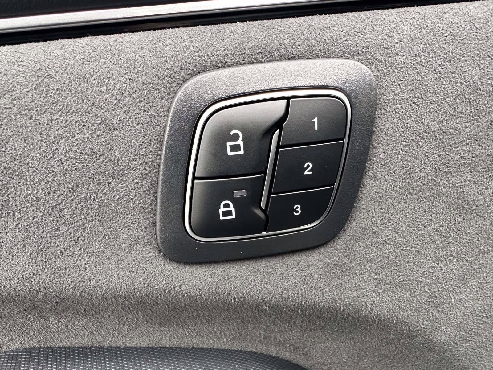 2025 Star White Metallic Tri-Coat Ford Mustang Mach-E GT AWD AWD SUV