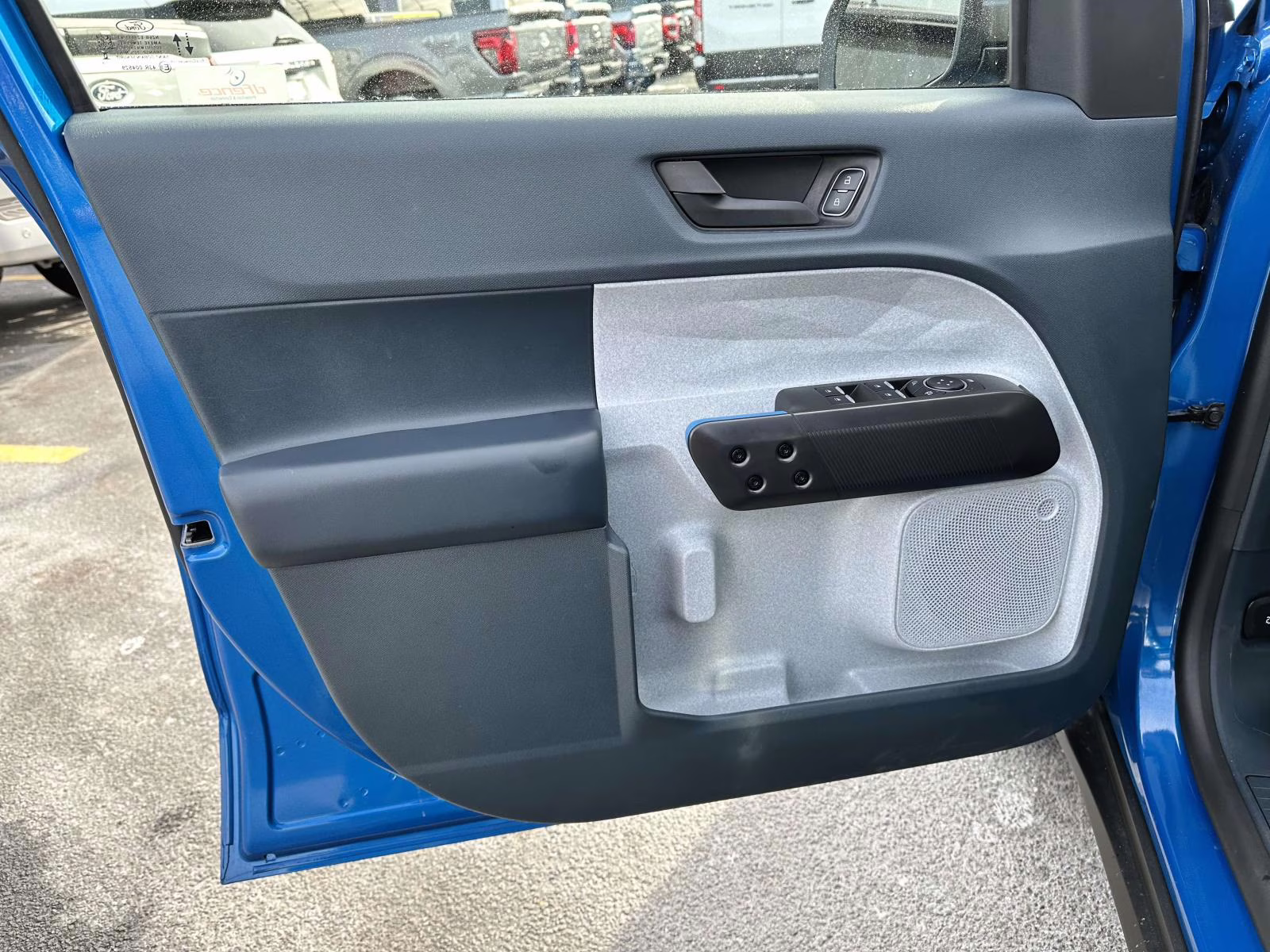 2025 Velocity Blue Ford Maverick XLT AWD SuperCrew AWD Truck