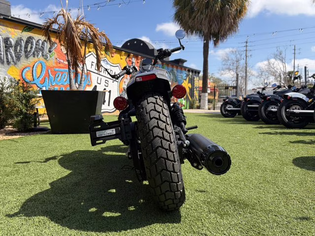 2026 HEAVY METAL Indian SCOUT BOBBER LTD TECH