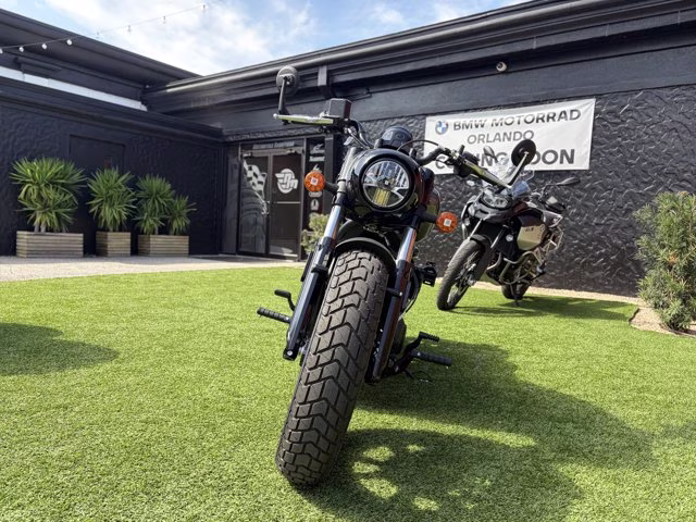 2026 HEAVY METAL Indian SCOUT BOBBER LTD TECH