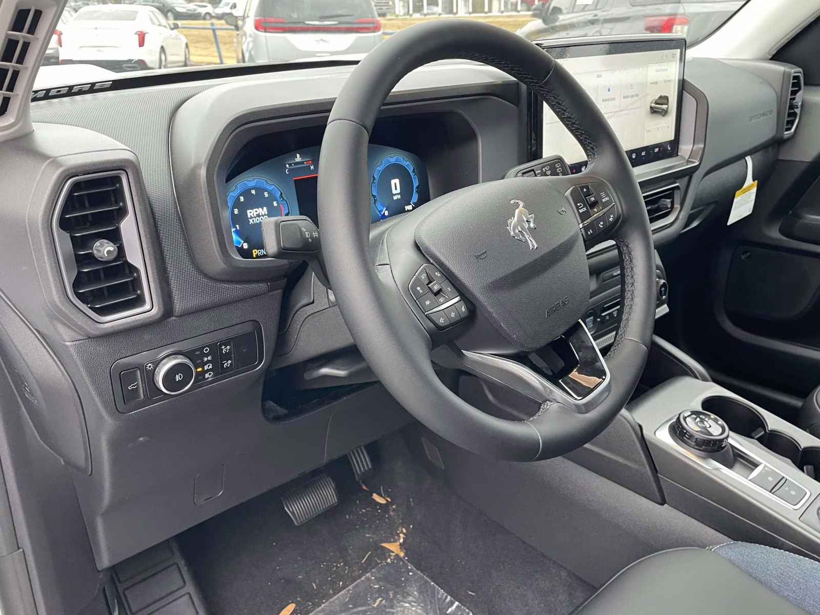 2025 Oxford White Ford Bronco Sport Outer Banks 4X4 SUV