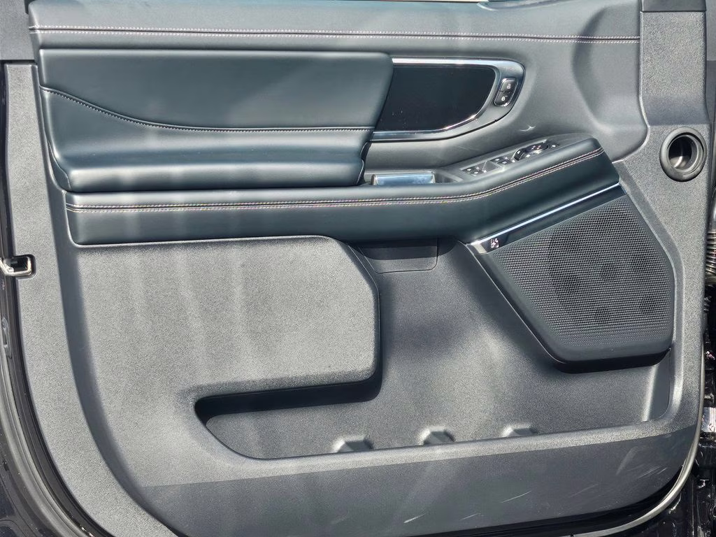 2026 Agate Black Metallic Ford Expedition Platinum 4X4 SUV