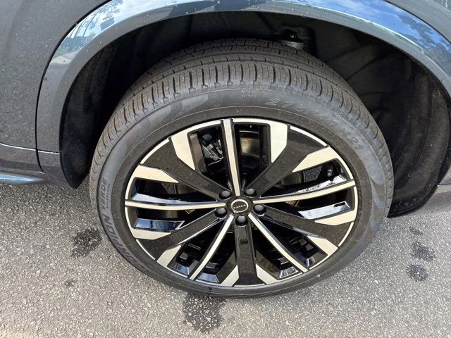 2026 Denim Blue Volvo XC90 Plug-In Hybrid T8 Plus 7-Seater AWD SUV